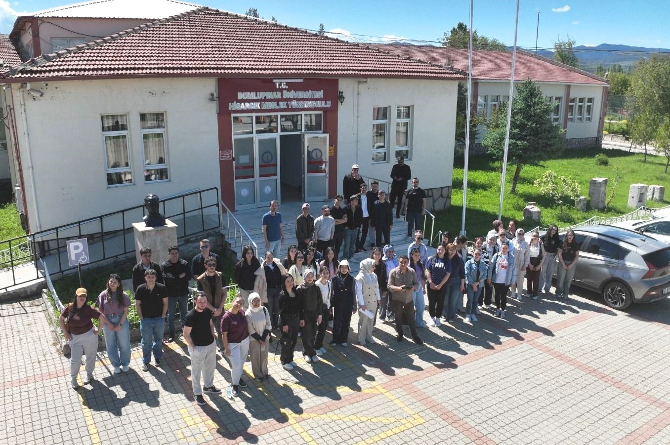 hisarcik-ta-olcme-aletlerinin-kullanimi-ve-drone-ile-harita-uygulamasi-konulu-konferans-verildi