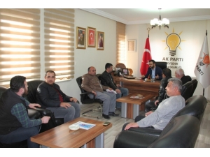 Ak Parti İl Başkanı Yanar, Vatandaşların Sorunlarını Dinliyor