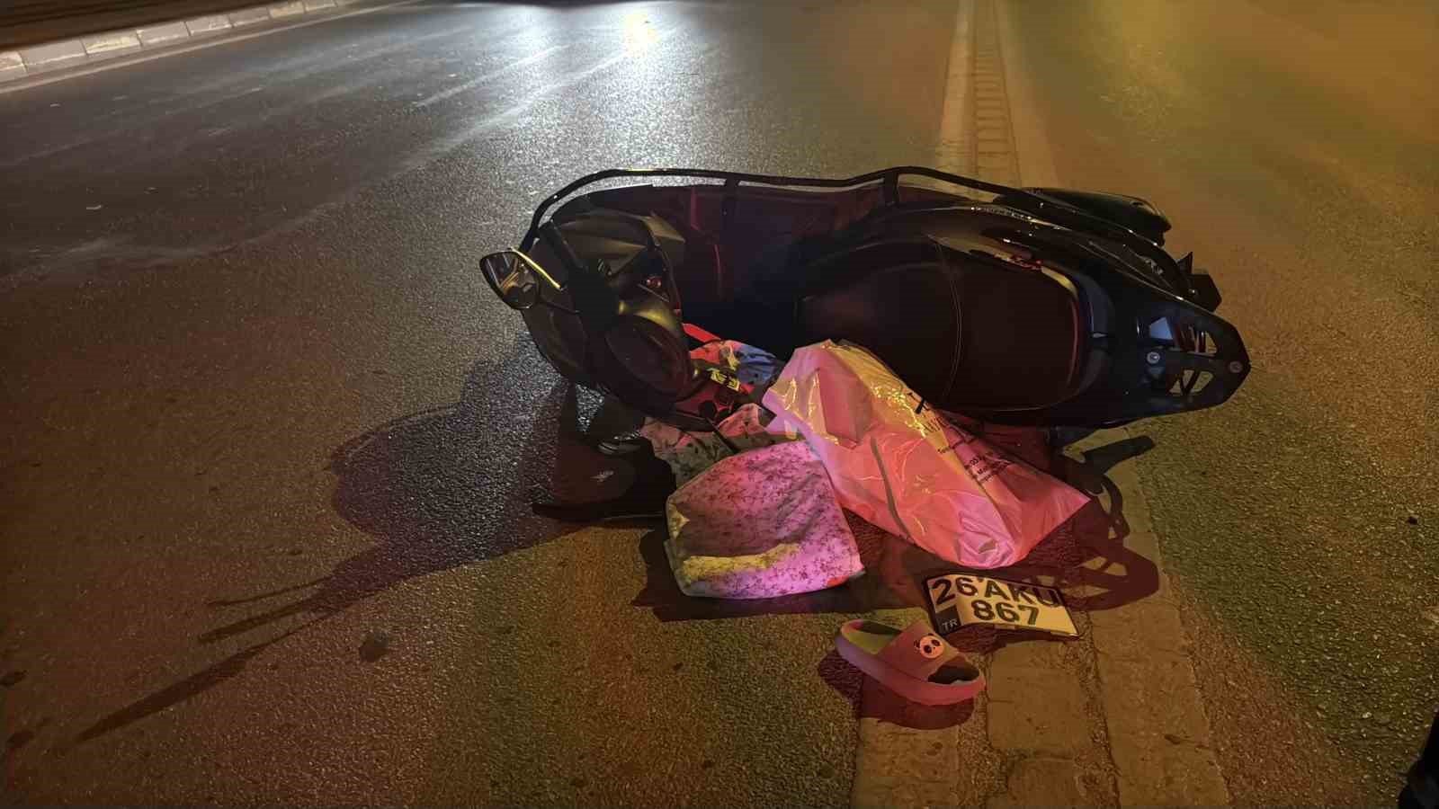 eskisehir-de-otomobil-ile-motosiklet-carpisti-2-yarali