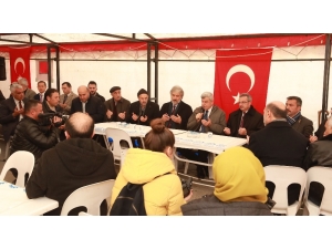 Başkan Karaosmanoğlu Şehit İlker Ağçay’ın Ailesini Ziyaret Etti