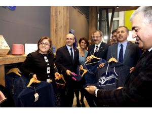 Sanko Tekstil Pentex Fuarı’nda