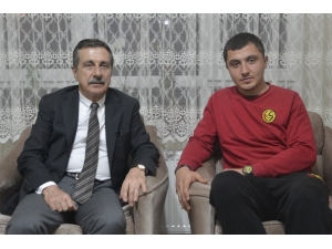 Ataç’tan Afrin Gazisi Kızıl’a Ziyaret