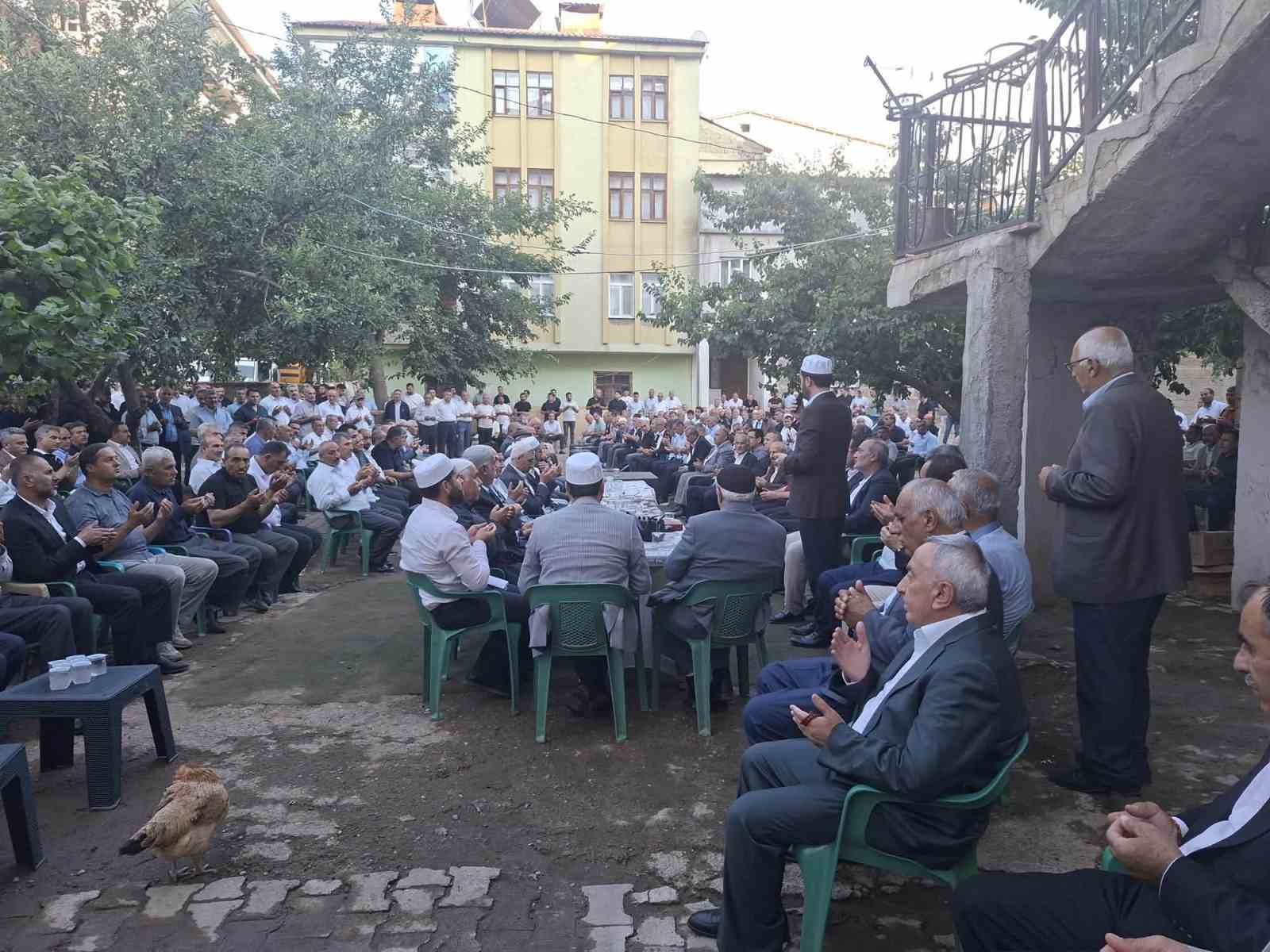 guroymak-ta-iki-aile-arasindaki-husumet-barisla-sonuclandi