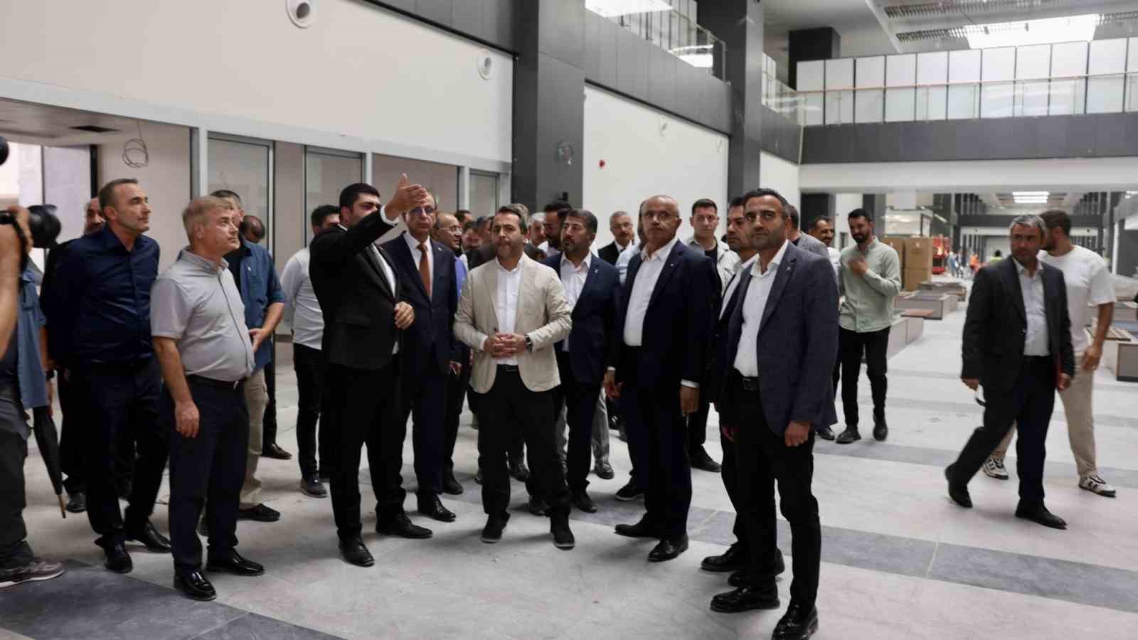malatya-havalimani-nin-yeni-terminal-binasi-eylul-de-aciliyor