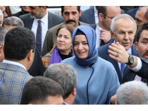 Bakan Kaya, Reyhanlı’da Şehit Aileleri İle Bir Araya Geldi