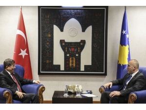 Davutoğlu’nun Kosova Temasları