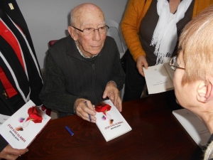 Öykü Günlerinde Çeşmeli Yazarlar Okurlarıyla Buluştu