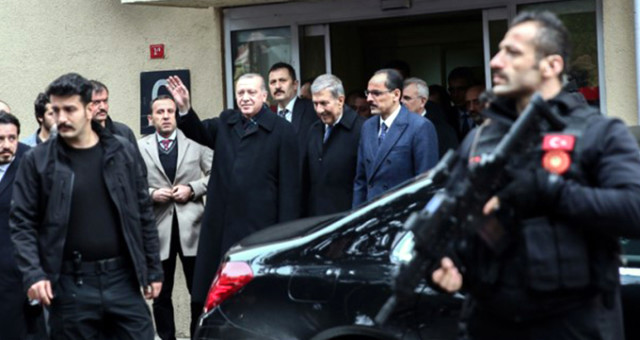 Erdoğan'dan Kadir Mısıroğlu'na Hastanede Ziyaret