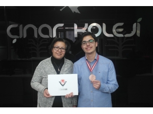 Özel Çınar Fen Lisesi’nden Tübitak Başarısı