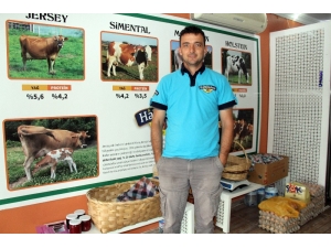 Süt Ürünleri Mağazası Bir Günlük Kazancını Mehemetçik Vakfına Bağışladı