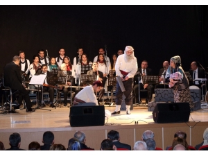 ‘Bekleyiş’ İsimli Müzikal Drama Beğenildi