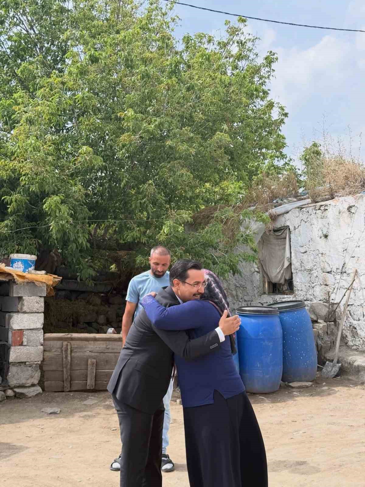 akyaka-da-30-agustos-coskusu-sehit-aileleri-ve-gaziler-unutulmadi