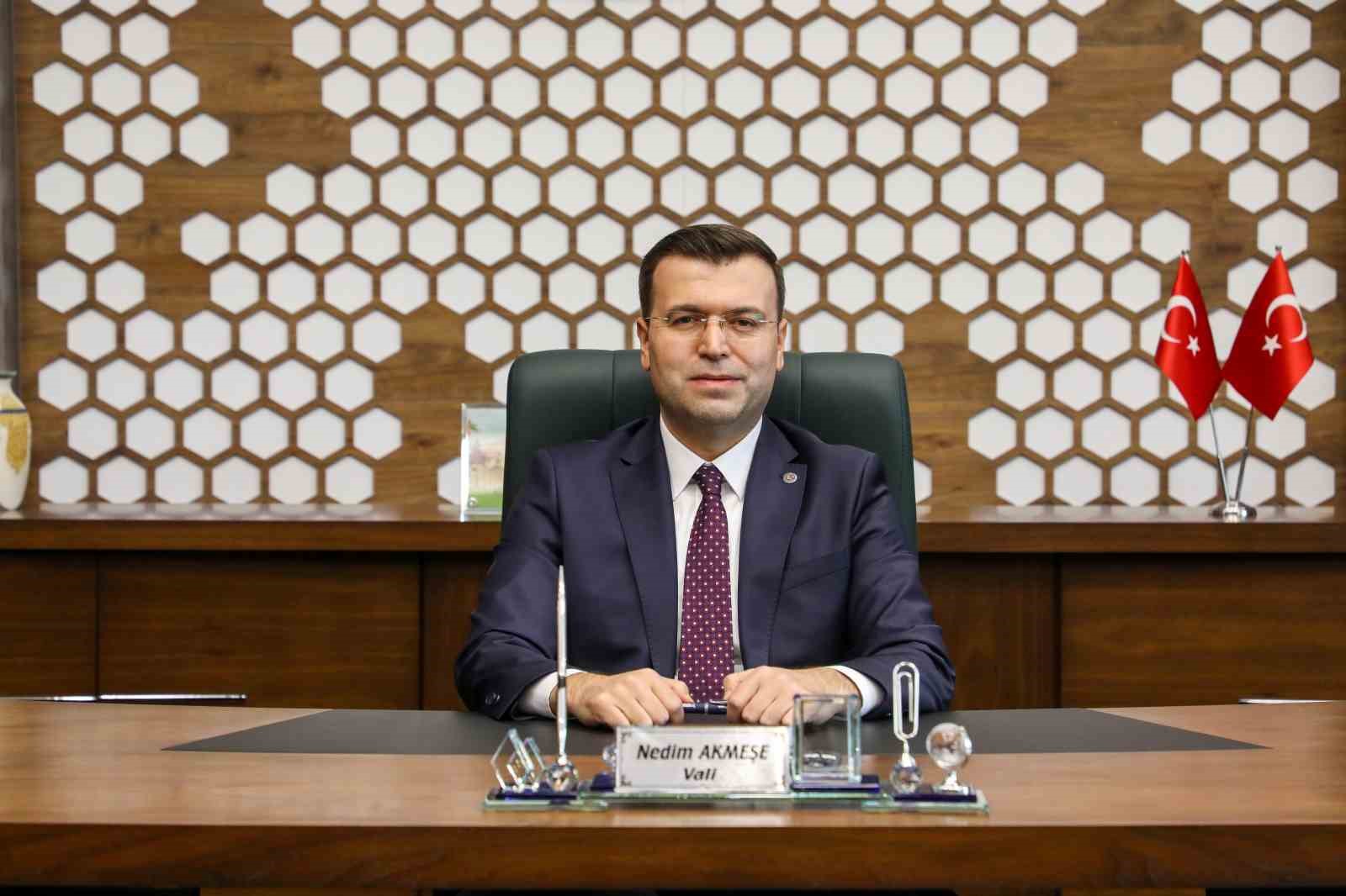 vali-akmese-cocuklarimizi-sadece-sinavlara-degil-hayata-hazirliyoruz