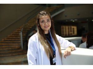 Psikolog Güzeloğlu: "Evlilikte Yaşanan Cinsel Problemler Çözülebilir"