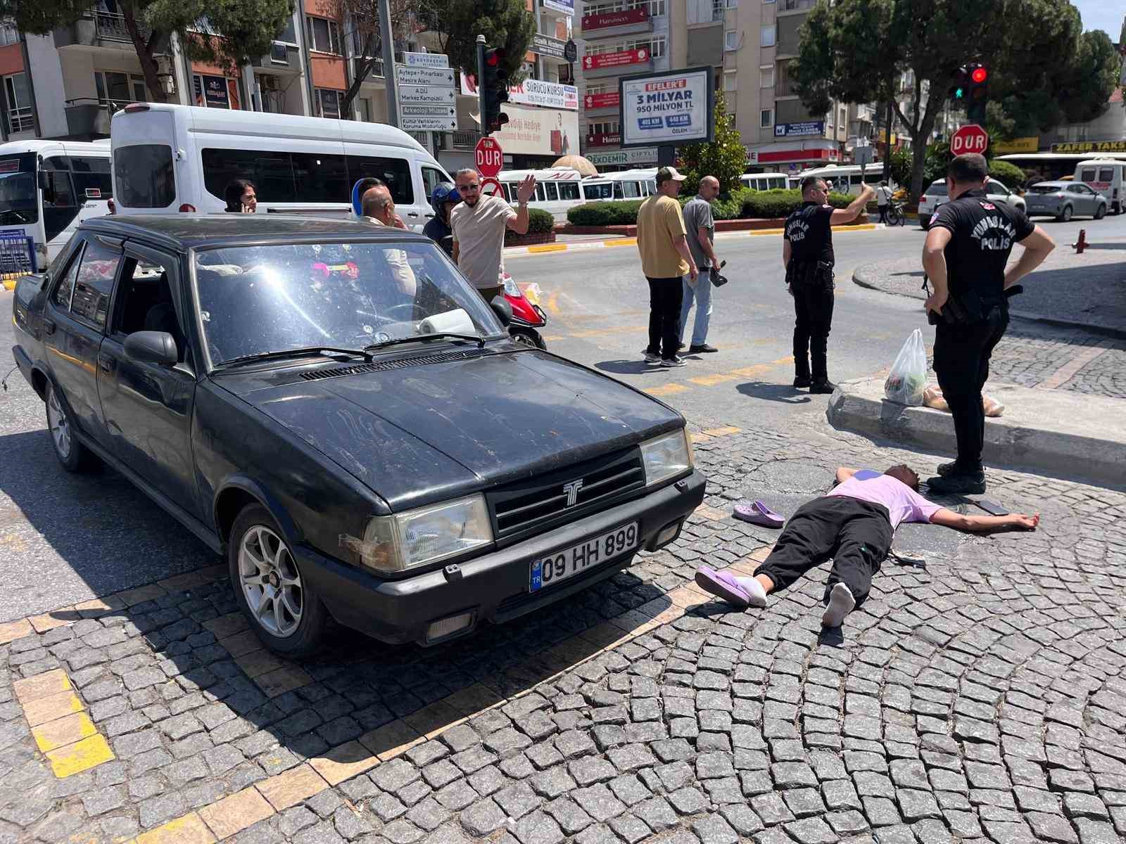 karsiya-gecmek-istedi-otomobil-carpti-1-yarali