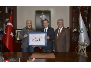 Hattat İpek’ten, Başkan Ataç’a Ziyaret