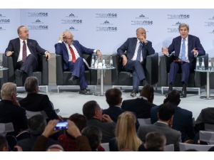 Bakan Çavuşoğlu: “Komşularımızın Toprak Bütünlüğünü Destekliyoruz”