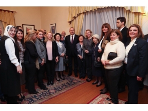 Bakan Çavuşoğlu, Amman’da Türk Vatandaşlarıyla Buluştu