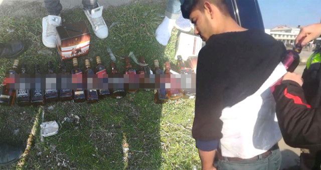 İçki Kaçakçılarından Şaşırtan Yöntem: Koli Bandıyla Vücutlarına Sarmışlar