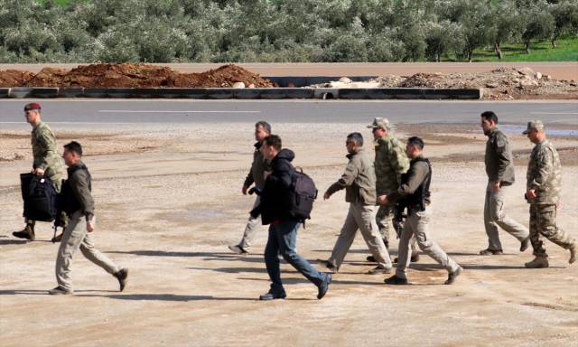Org. Akar Helikopterle Suriye Sınırındaki Birlikleri Denetledi