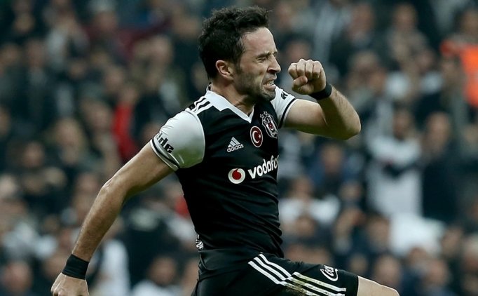 Gökhan Gönül, 3. Dalyasını Fenerbahçe'ye Karşı Yapacak