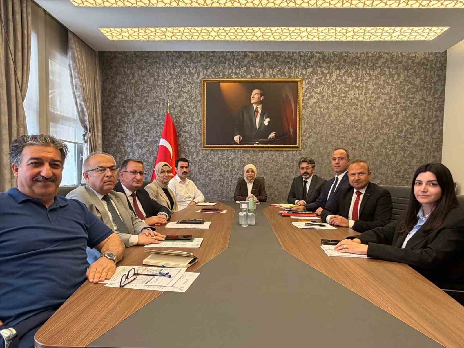 duzce-de-egitim-calismalari-degerlendirme-toplantisinda-ele-alindi