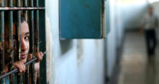 İsrail'den Skandal Karar! Filistinli Tutukluların Yiyecekleri Azaltılacak