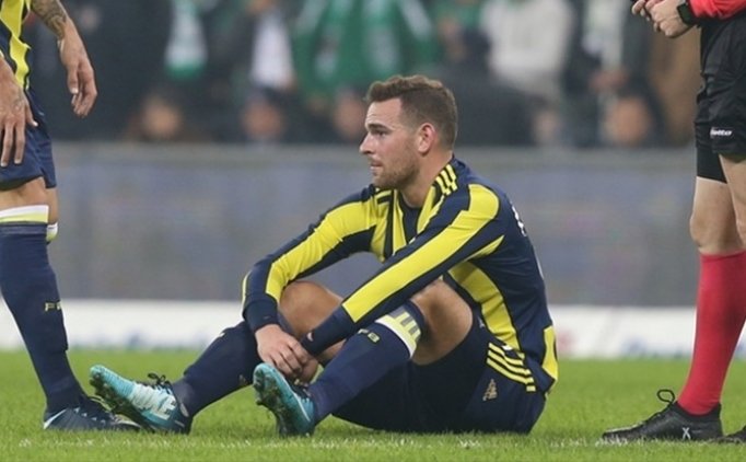 Fenerbahçe'de Iki Eksik Var, Derbide Üstün