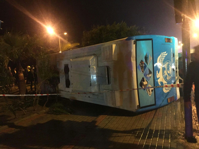 Antalya'da Görevli Askerleri Taşıyan Minibüs Devrildi: 23 Yaralı