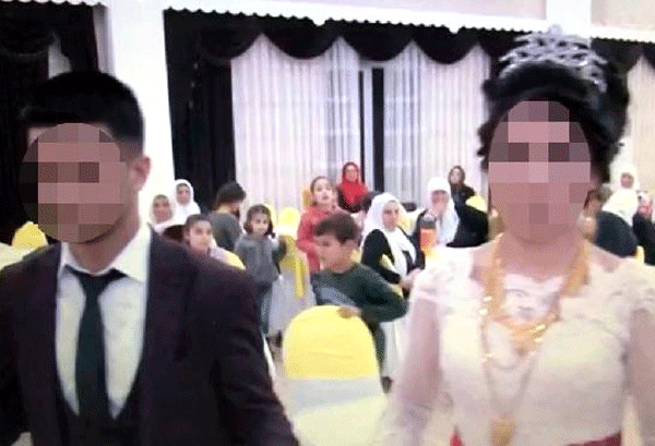 Polisin Kurtardığı 14 Yaşındaki Çocuk Gelinin Annesi De Küçük Yaşta Evlenmiş