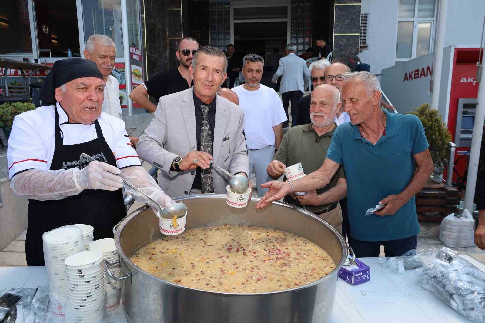 bafra-da-3-bin-kisiye-asure-ikrami