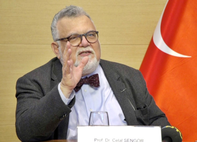 Profesör Celal Şengör'den Kanuni Sultan Süleyman'a Ağır Hakaret