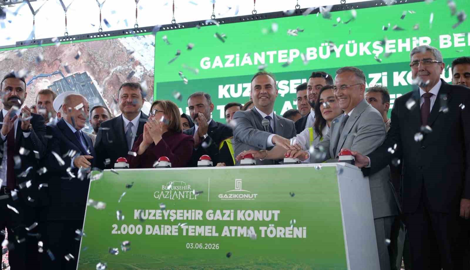 bakan-kacir-birilerinin-milletin-emanetine-nasil-hiyanet-ettiklerini-ve-el-uzatmaya-kalktiklarini-hep-birlikte-goruyoruz