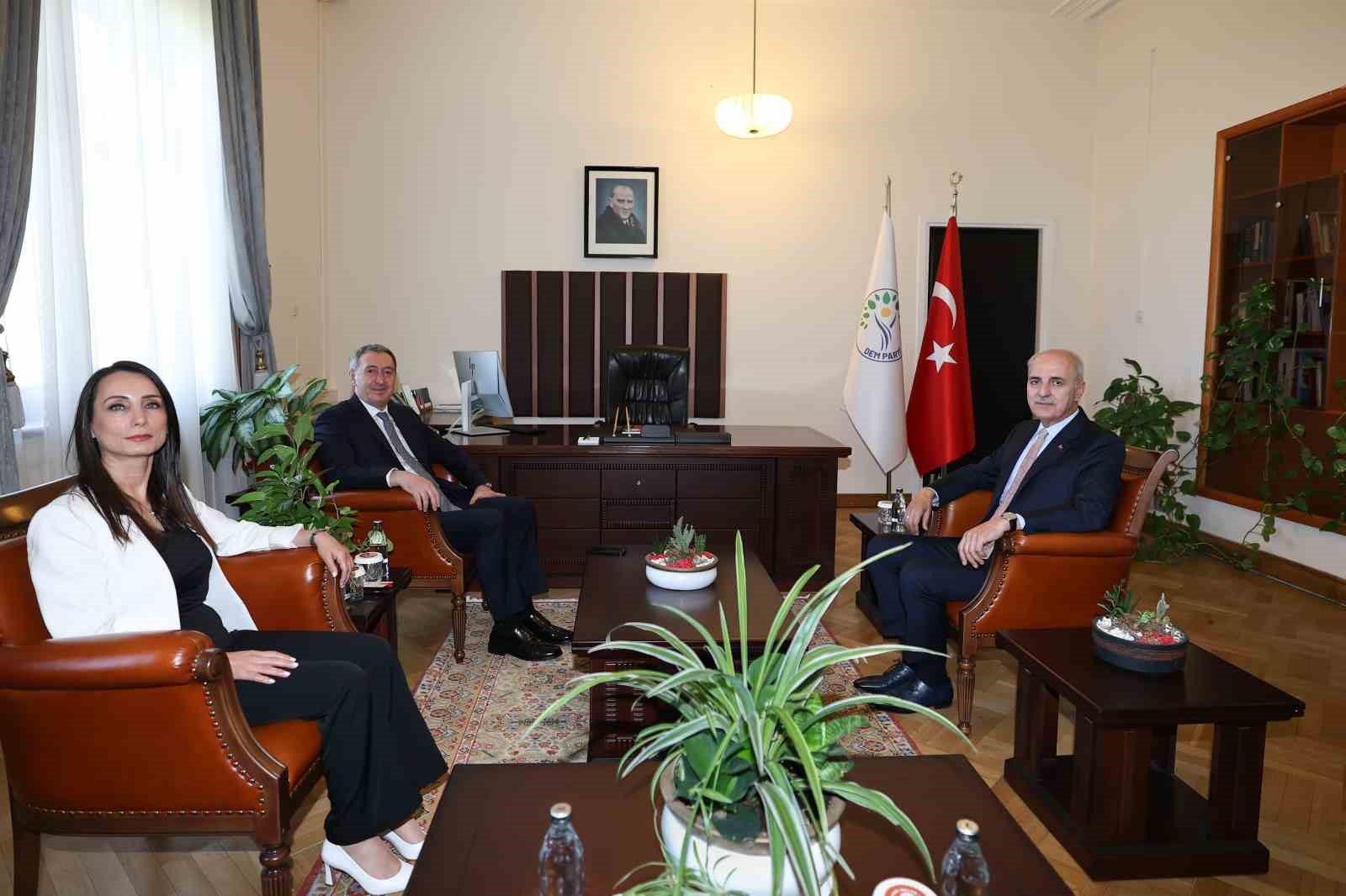 tbmm-baskani-kurtulmus-dem-parti-grubu-nu-ziyaret-etti