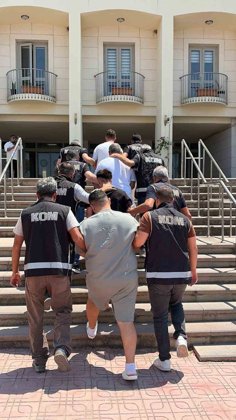 bodrum-da-suc-orgutu-operasyonu-5-gozalti