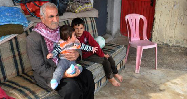 Mehmetçiğin Afrin'de Kurtardığı Suriyeli, Yaşadıklarını Anlattı: Türk Askerini Görünce Kurtulduk Dedim