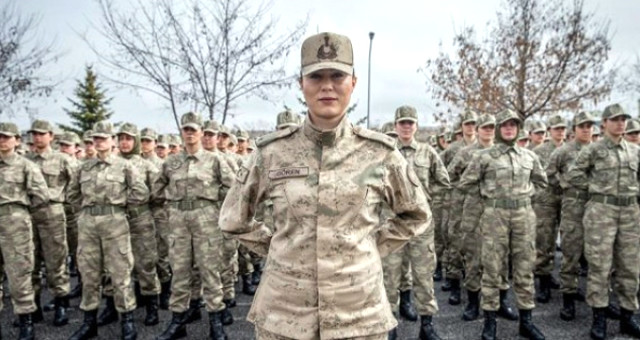 Özlem Teğmen'den 8 Mart Mesajı: Dağları Da Temizleriz Evimizi De