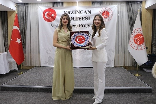erzincan-da-tayini-cikan-hakim-ve-savcilar-icin-veda-yemegi-duzenlendi