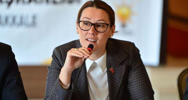 Ak Parti'nin Tek Kadın İl Başkanı, Kadınlar Günü'nde İstifa Etti