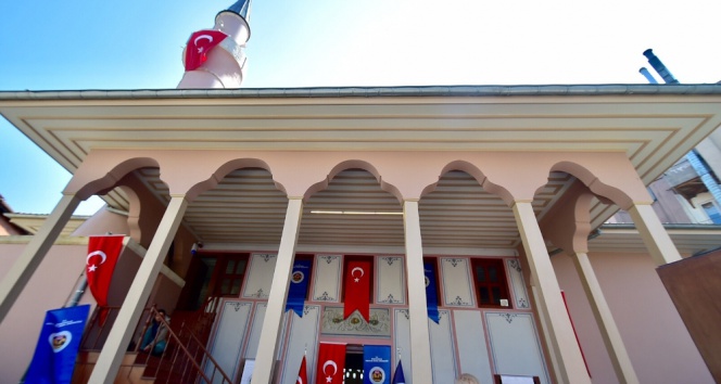 İstanbulda Sofular Camii Yeniden Ibadete Açıldı