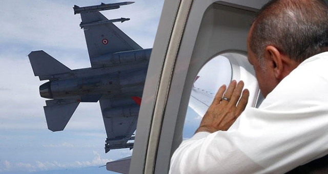 Jetler Adana Semalarında Erdoğan'ın Uçağına Yanaşıp Selam Verdi
