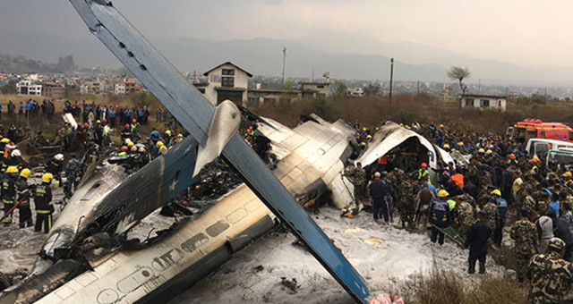 Nepal'de Bangladeş'e Ait Yolcu Uçağı Yere Çarparak İniş Yaptı: 50 Ölü, 21 Yaralı