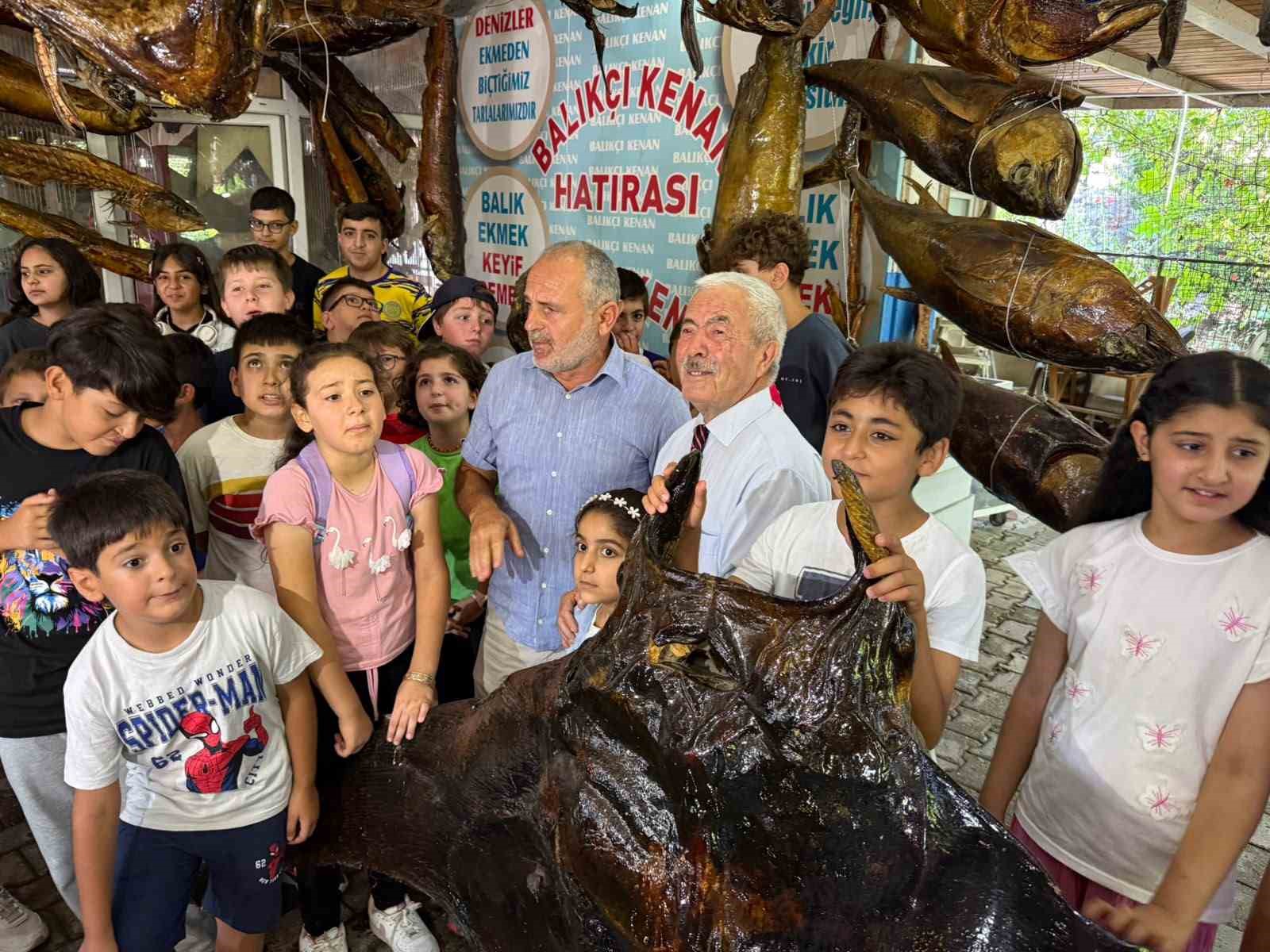 kur-an-kursu-ogrencileri-turkiye-deniz-canlilari-muzesi-nde