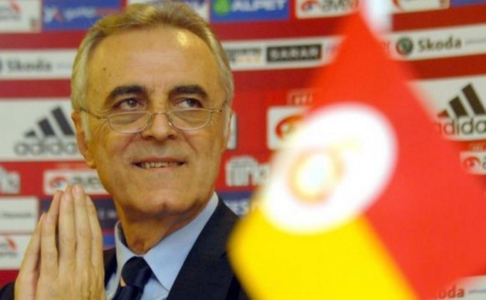 Galatasaray Kulübü, Özhan Canaydın'ı Andı