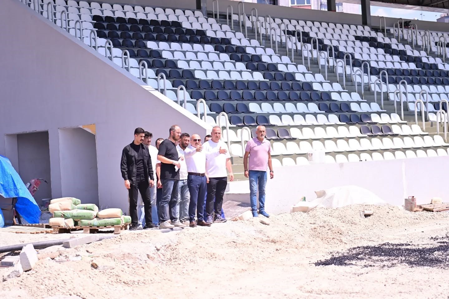 aydin-da-6-bin-kisilik-adnan-menderes-stadyumu-nun-yapimi-suruyor