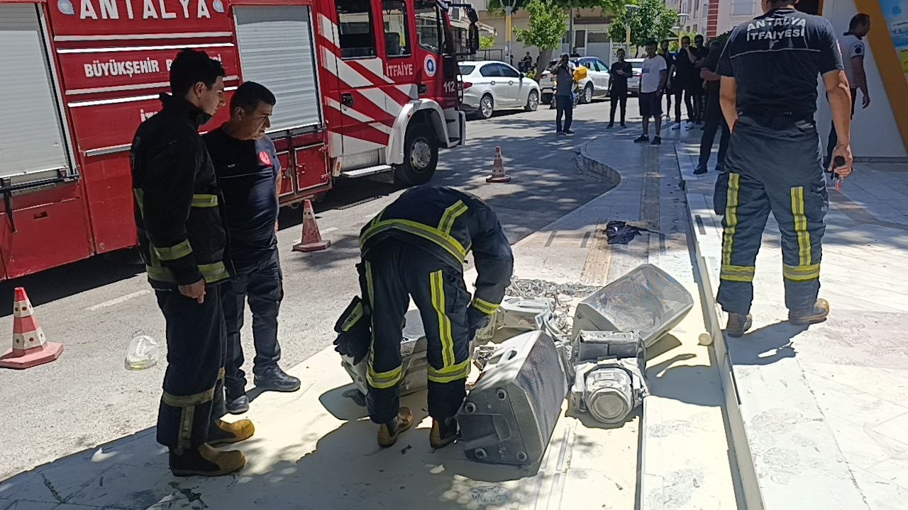839-bin-lira-ceza-yemesine-sebep-olan-ses-sistemini-belediye-onunde-yakan-isletme-sahibi-tutuklandi