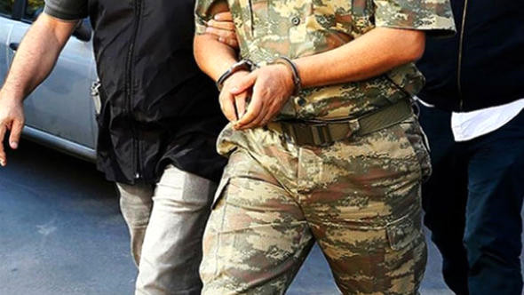 Şırnak'ta Askerlik Şube Başkanı Üsteğmen, Fetö'den Gözaltına Alındı