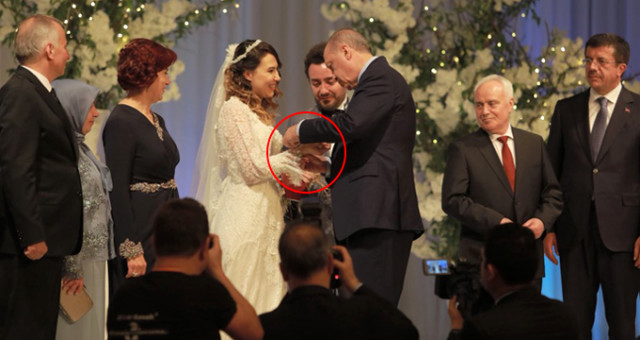 Erdoğan, Denizli Belediye Başkanı'nın Kızının Nikah Şahidi Oldu
