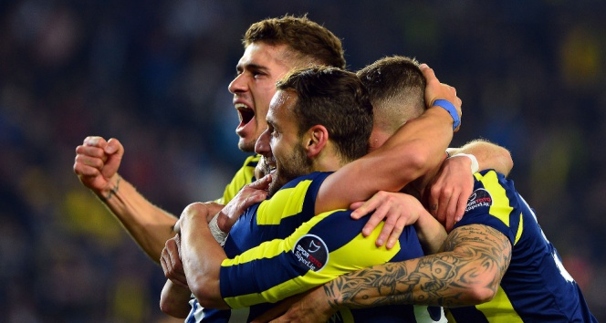 Fener Takibi Bırakmıyor