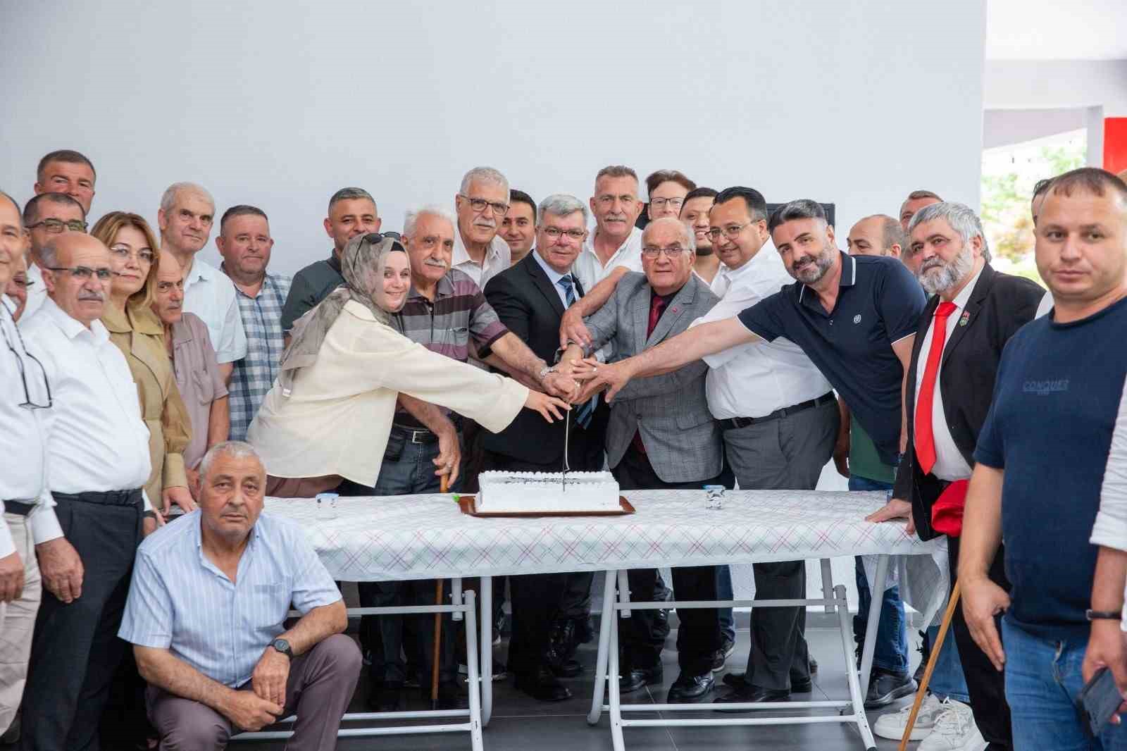 sehit-ve-gazi-babalarina-anlamli-ziyaret